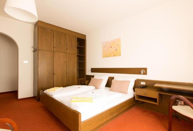 Fotos del hotel Pension Sankt Urban:  9