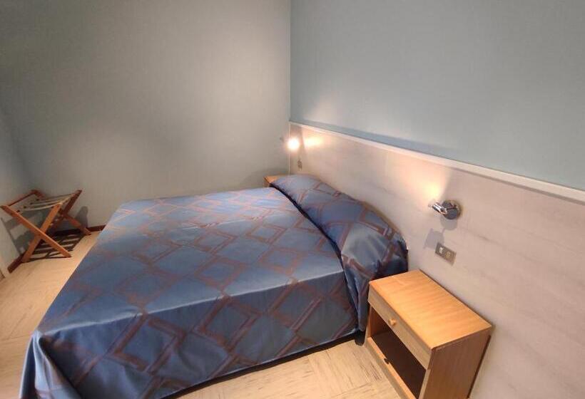 Fotos del hotel Villa Mirella:  8