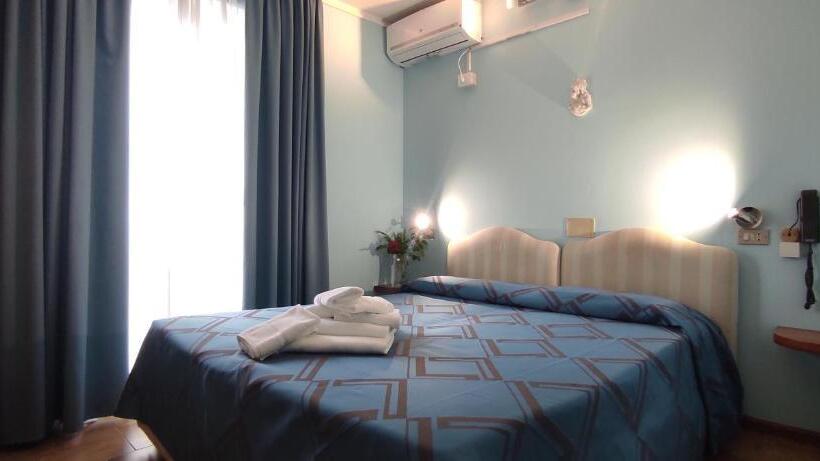 Fotos del hotel Villa Mirella:  11