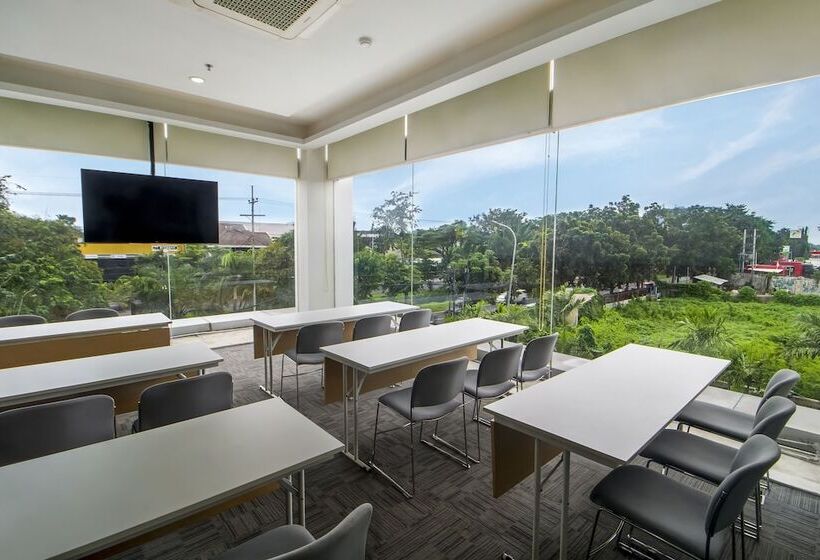 Fotos del hotel Cleo  Jemursari:  17