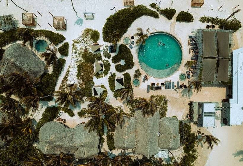 Maya Tulum Resort