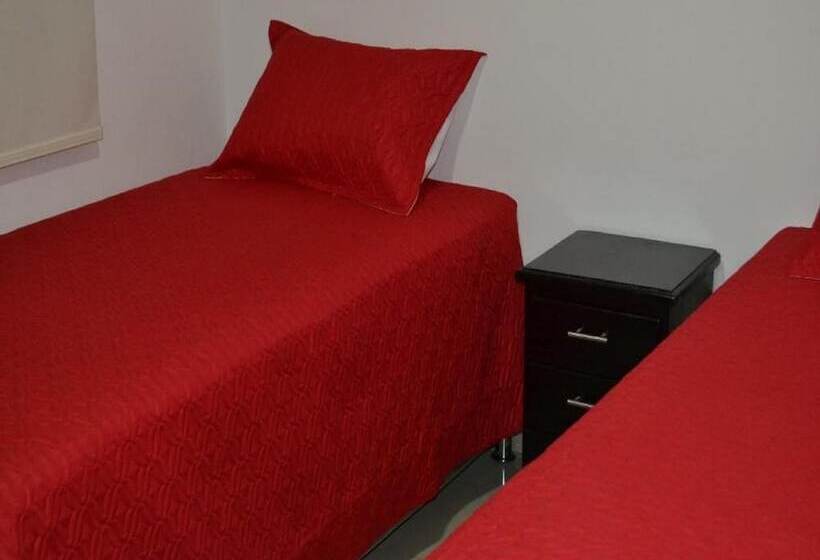 Fotos del hotel Amoblados Ivanna:  11