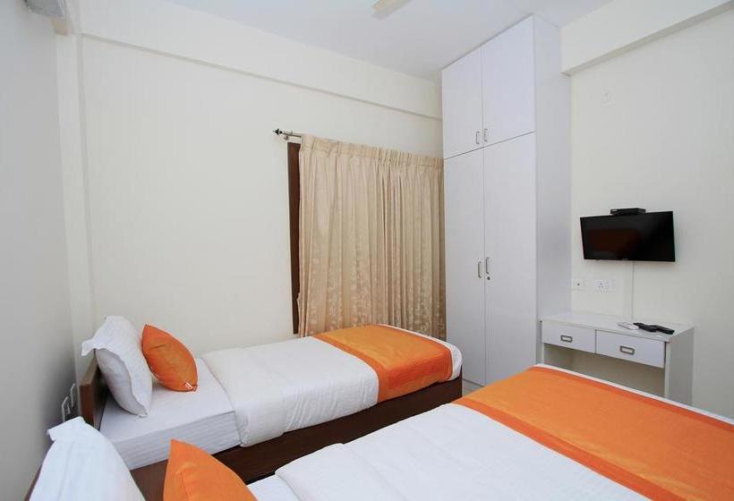 Fotos del hotel Oyo 4797 Lulu Hospitality:  12