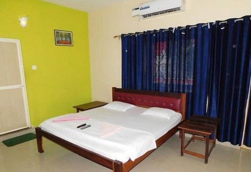 Fotos del hotel Kunal Beach House:  4