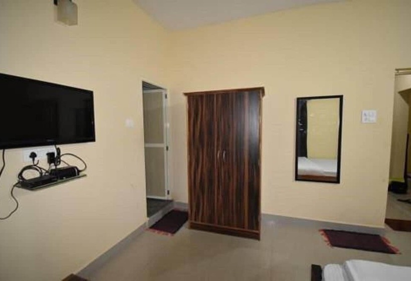 Fotos del hotel Kunal Beach House:  13