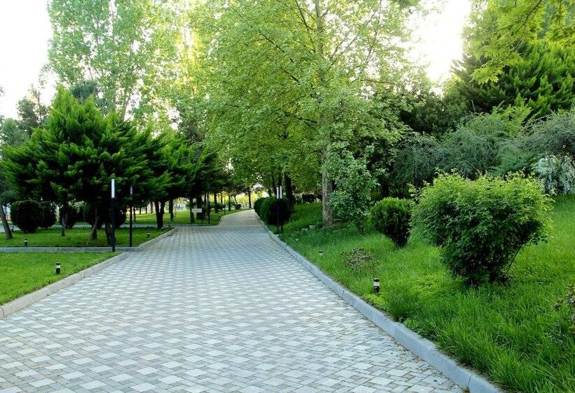 Fotos del hotel Sheki Olimpiya Hotel & Resort:  13