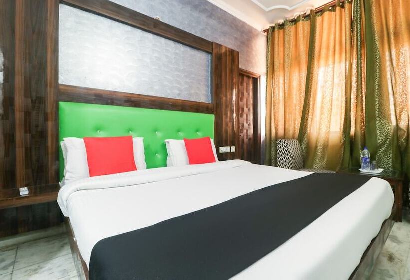 Fotos del hotel Oyo 8441 City Edge:  20