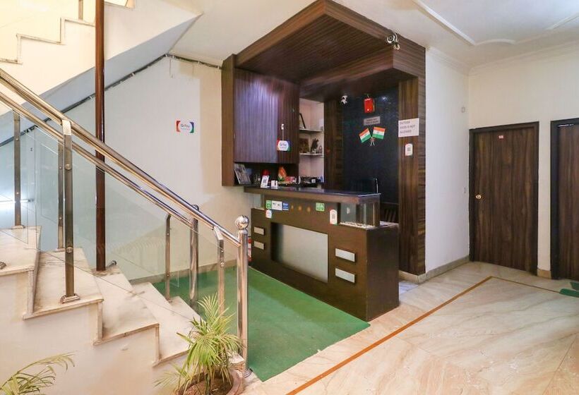 Fotos del hotel Oyo 8441 City Edge:  4