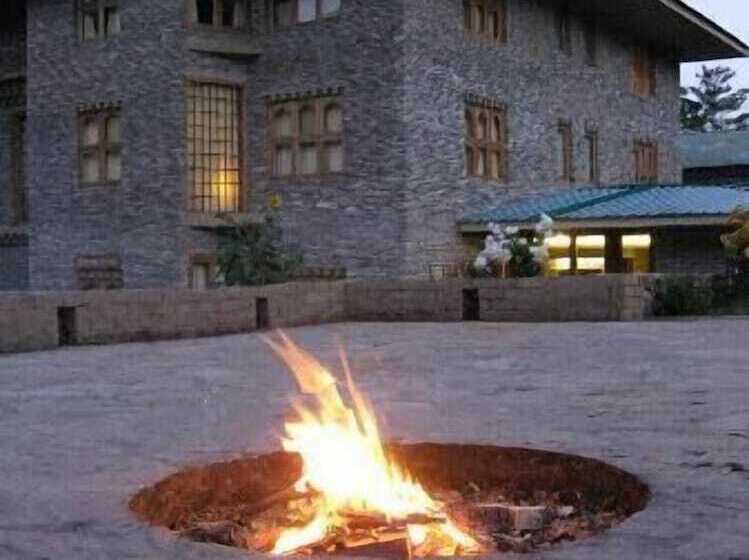 Bhutan Peaceful Resort