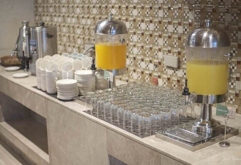 Fotos del hotel Holiday Inn Baguio City Centre, An Ihg:  5