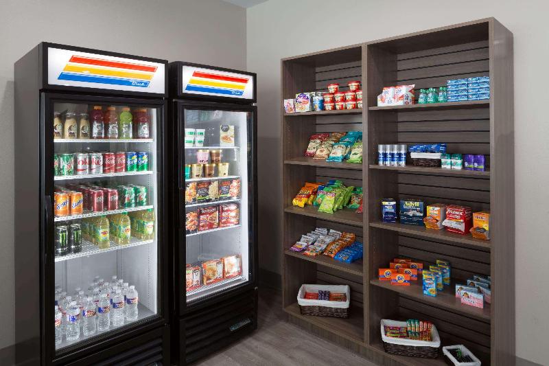 Fotos del hotel Days Inn & Suites By Wyndham Houston Nw Cypress:  12