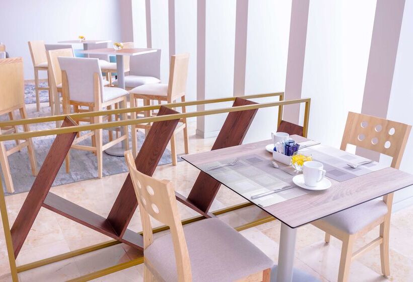 Fotos del hotel Nh Puebla Finsa:  40