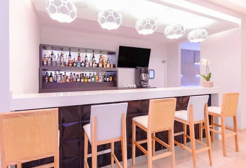 Fotos del hotel Nh Puebla Finsa:  21