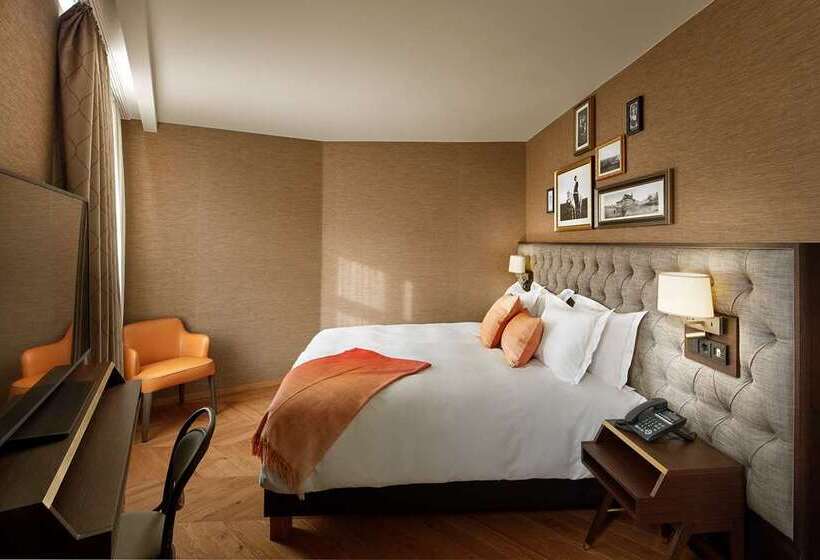 Reykjavik Konsulat , Curio Collection By Hilton