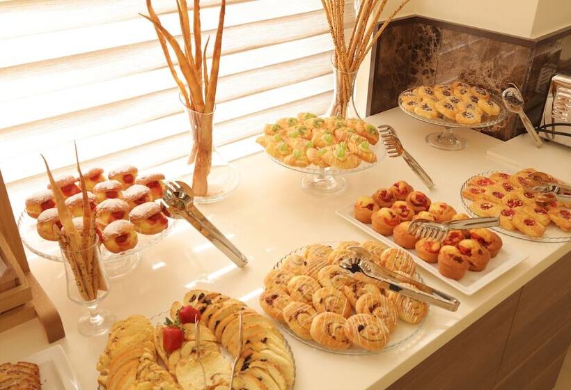 Fotos del hotel Lacosta:  12