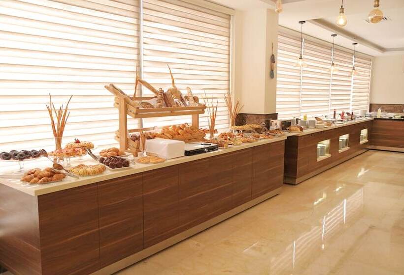 Fotos del hotel Lacosta:  20