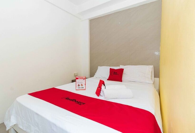 Fotos del hotel Reddoorz @ Dbuilders Ph1 Taguig:  9