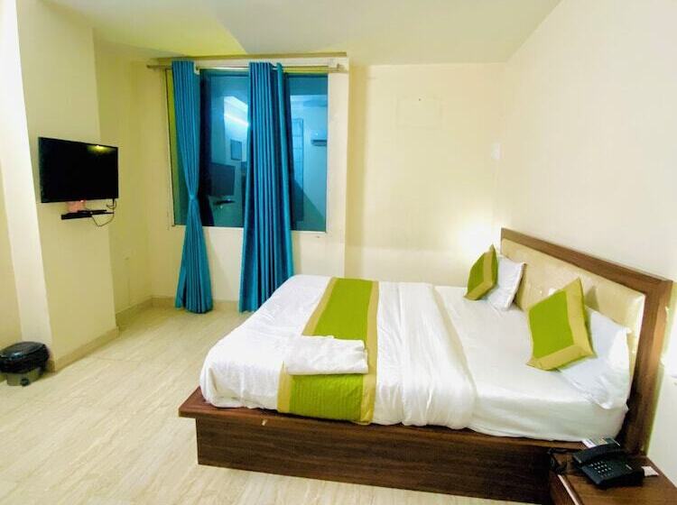 Fotos del hotel Oyo 10317 Hotel Mock Orange:  16