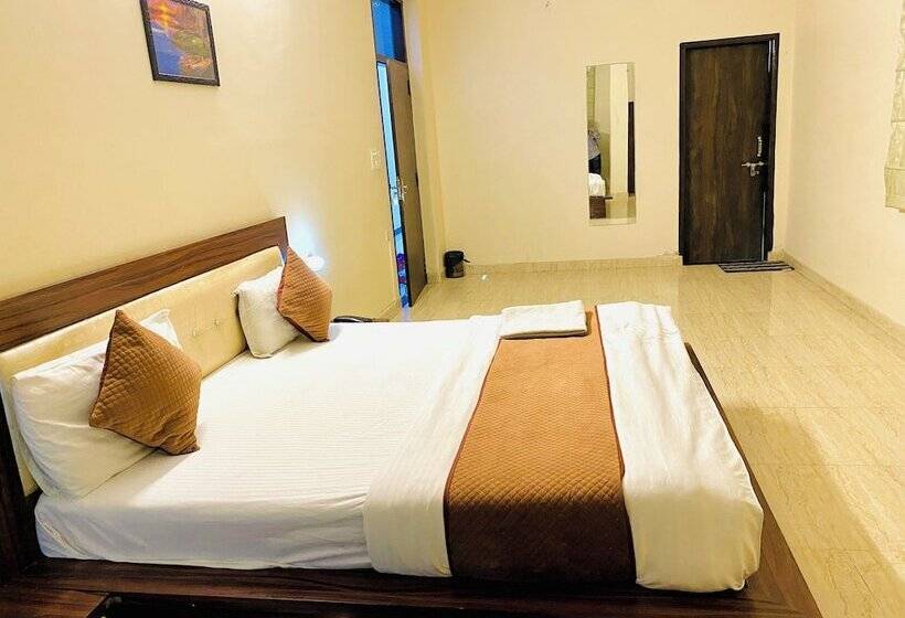 Fotos del hotel Oyo 10317 Hotel Mock Orange:  9