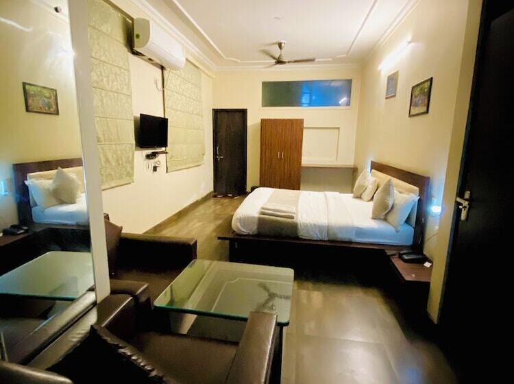 Fotos del hotel Oyo 10317 Hotel Mock Orange:  6