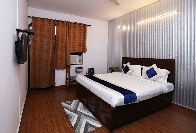 Fotos del hotel Oyo 9534 Hotel Heights:  5