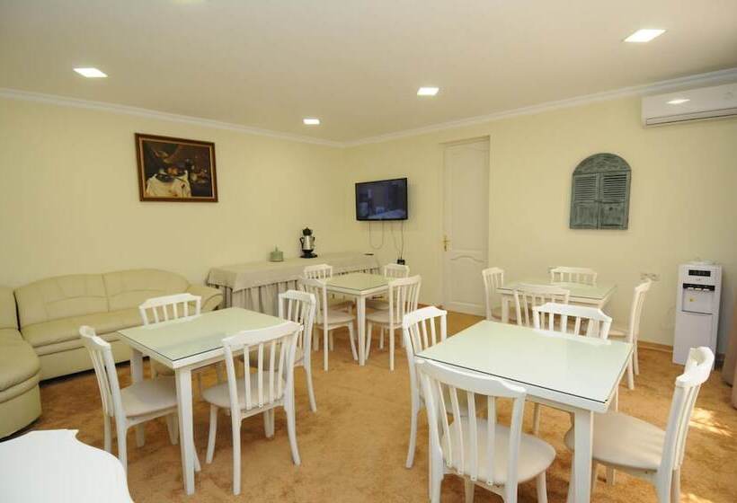 Fotos del hotel Crown:  12