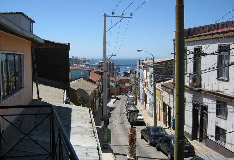 Fotos del hotel Hostal Destino Bellavista:  15