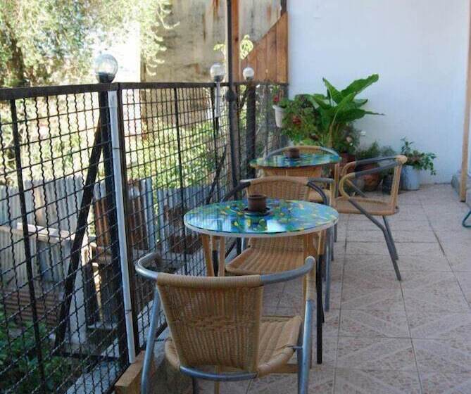 Fotos del hotel Hostal Destino Bellavista:  5