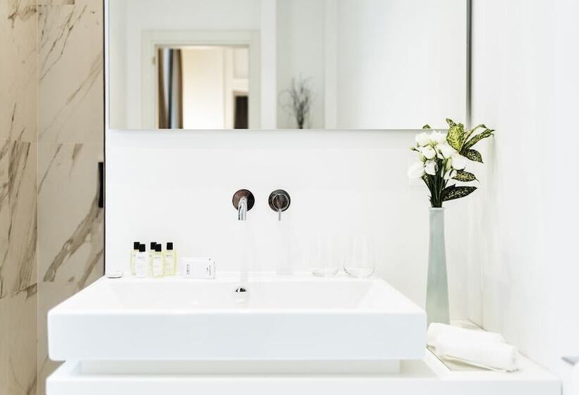 Fotos del hotel The Shire Hotel:  15