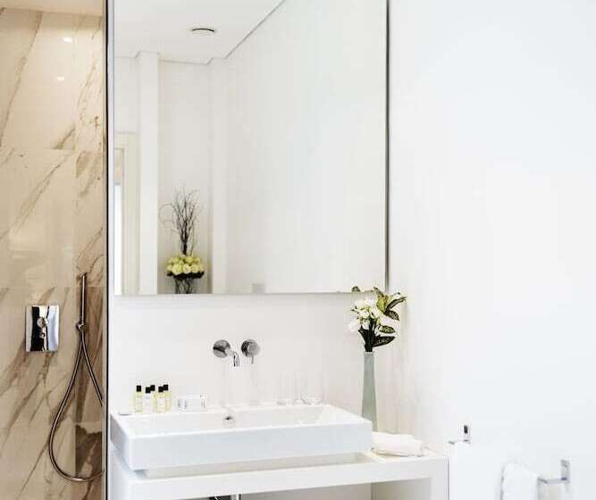 Fotos del hotel The Shire Hotel:  14