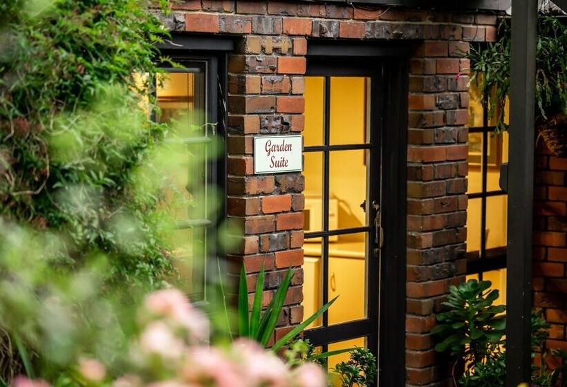 Fotos del hotel Holly Lodge:  24