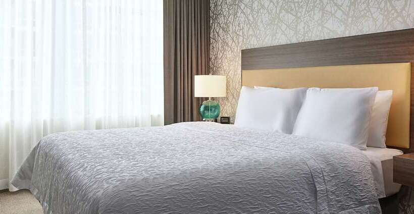 Home2 Suites By Hilton Chicago Mccormick Place