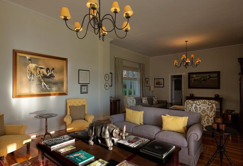 Mantis Founders Lodge