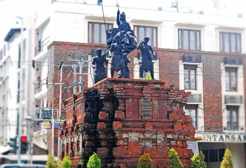 Fotos del hotel Intansari:  6