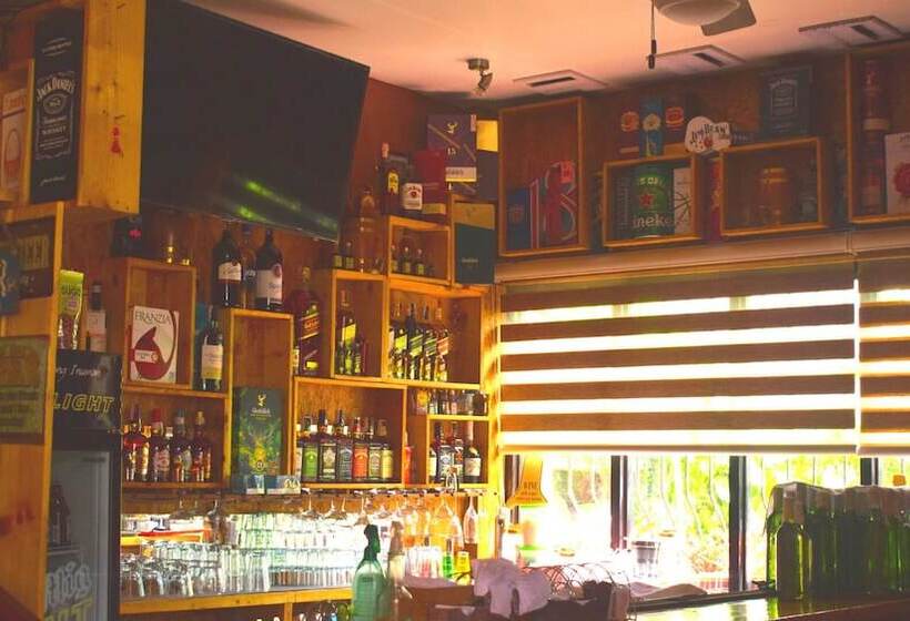 Fotos del hotel Safari Lodge Baguio By Log Cabin:  2