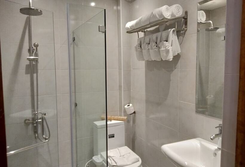 Fotos del hotel Safari Lodge Baguio By Log Cabin:  19