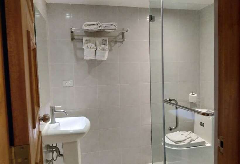 Fotos del hotel Safari Lodge Baguio By Log Cabin:  14