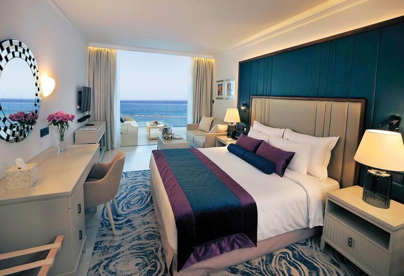 Fotos del hotel Amavi, Madefortwo S  Paphos:  3