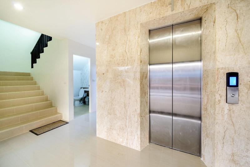 Fotos del hotel The Topaz Residence:  5