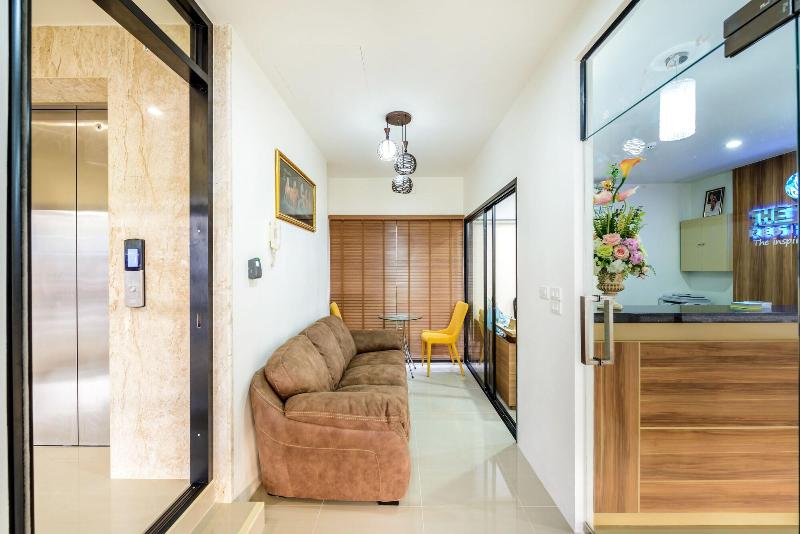 Fotos del hotel The Topaz Residence:  2