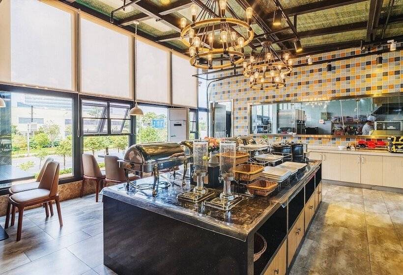 Fotos del hotel The Borrman Hotel Kunming Kmg:  11