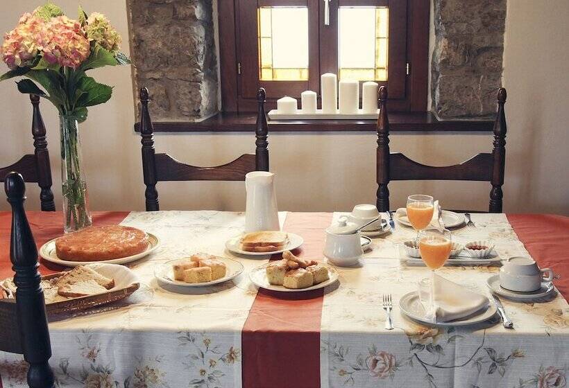 Fotos del hotel Casa De Aldea La Pumariega:  12