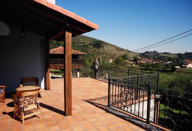 Fotos del hotel Casa De Aldea La Pumariega:  4