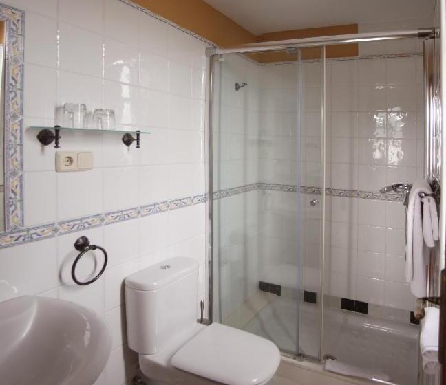 Fotos del hotel Casa De Aldea La Pumariega:  17