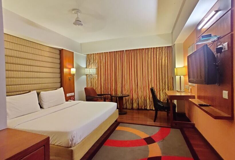 Fotos del hotel Avalon Hotel & Banquets:  3