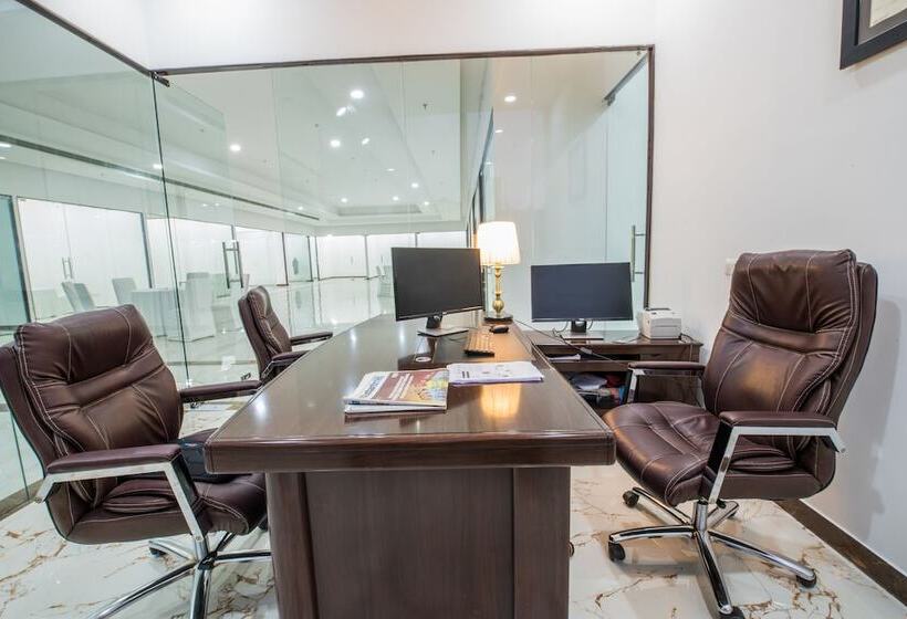 Fotos del hotel Brilliant  & Convention Center:  8