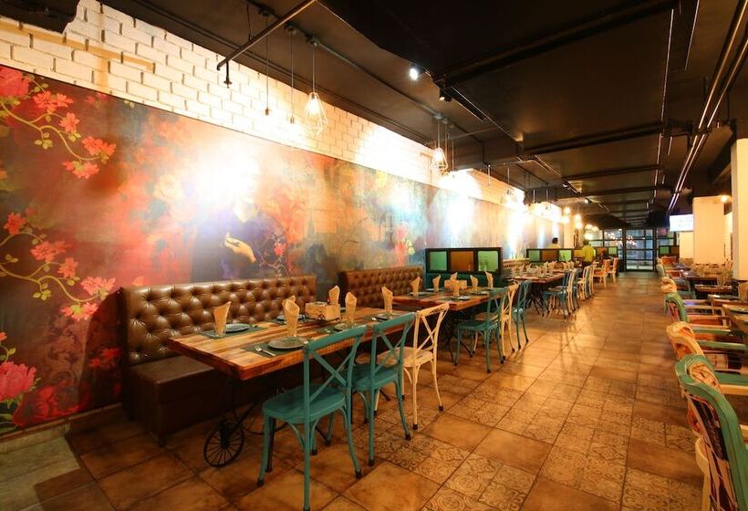 Fotos del hotel Brilliant  & Convention Center:  18