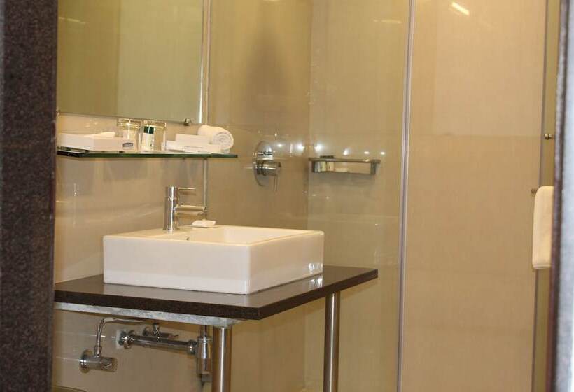 Fotos del hotel Brilliant  & Convention Center:  10