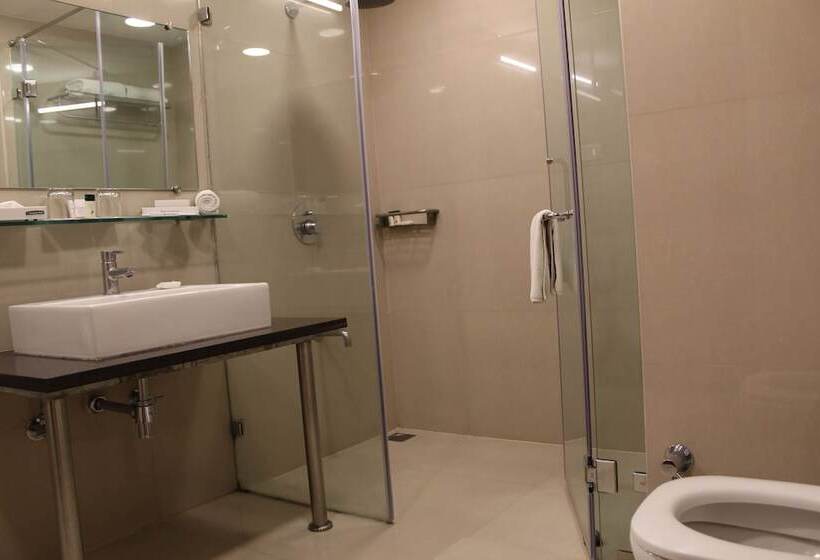 Fotos del hotel Brilliant  & Convention Center:  22