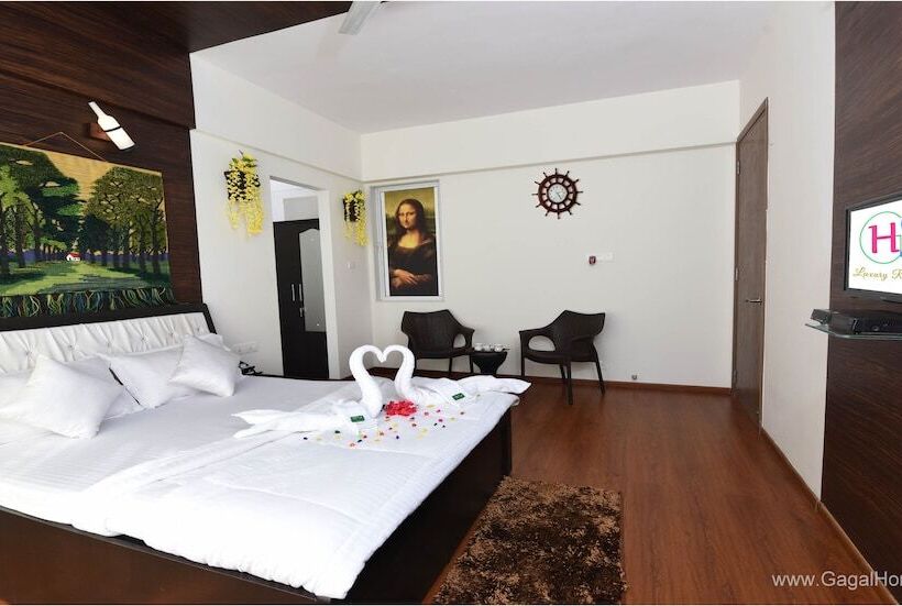 Fotos del hotel Gagal Home Service Apartment:  24